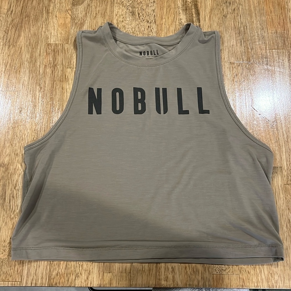 NOBULL tank